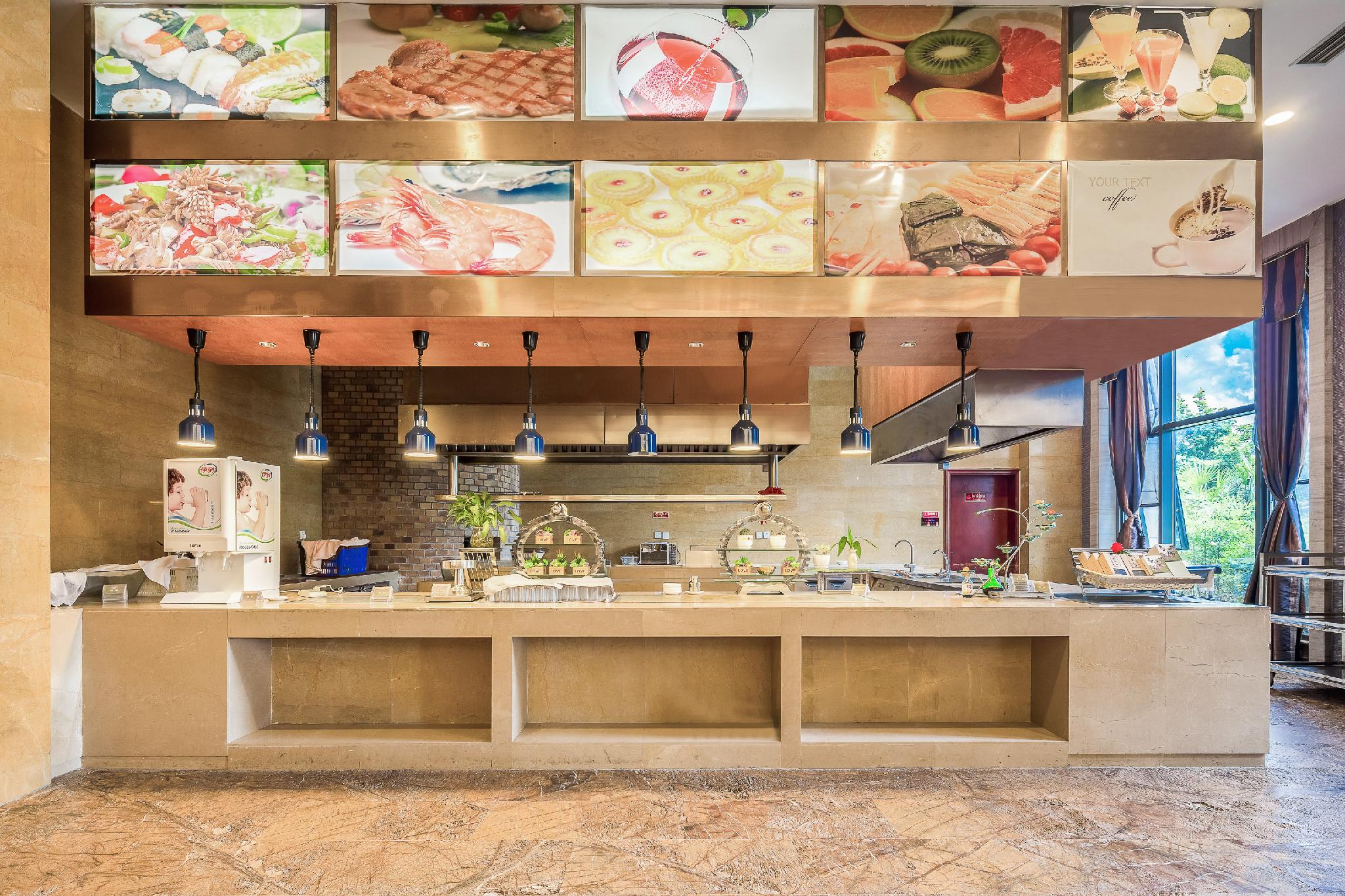 River & Holiday Grand Rezen Hotel YunYang 7/56