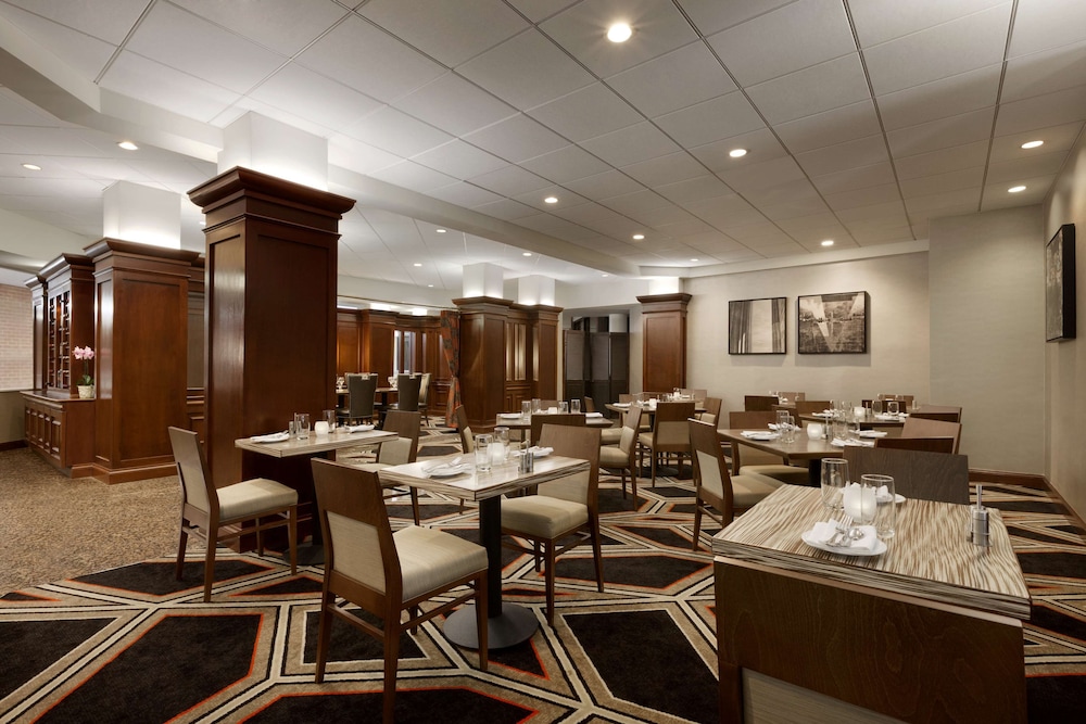 Hilton Arlington, VA 52/66