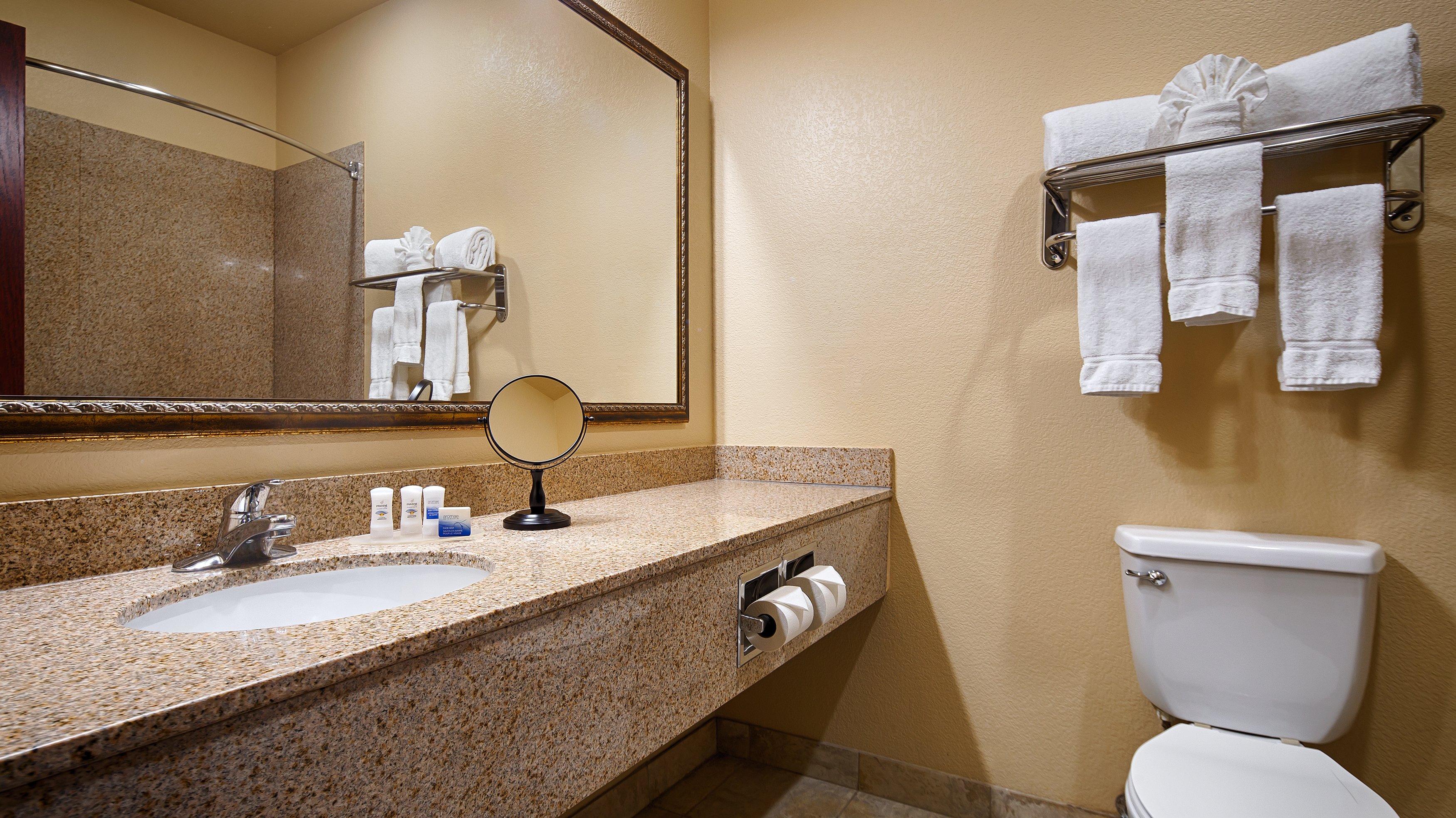 Best Western Plus Crown Colony Inn and Suites 57/59