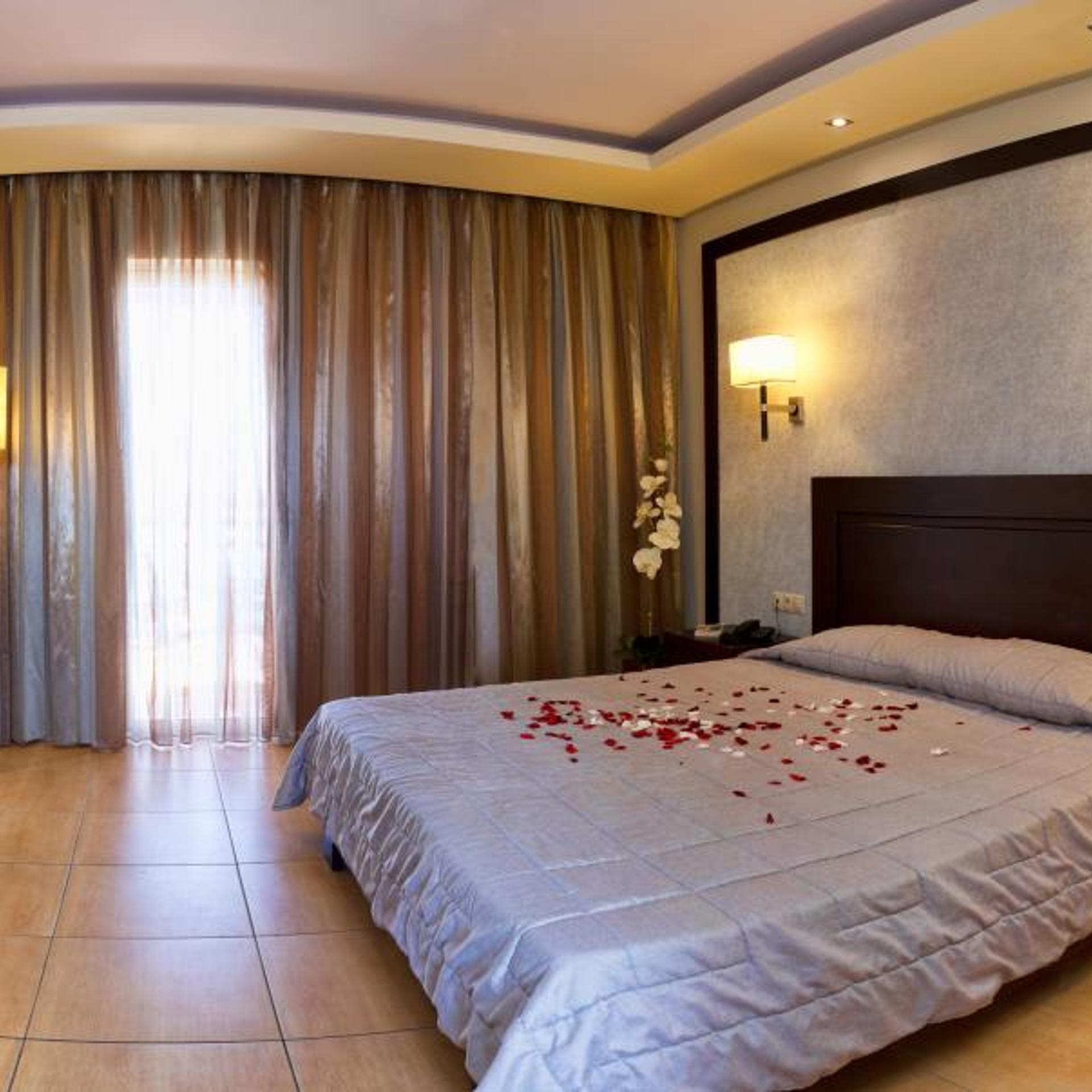 Room, Double Bed