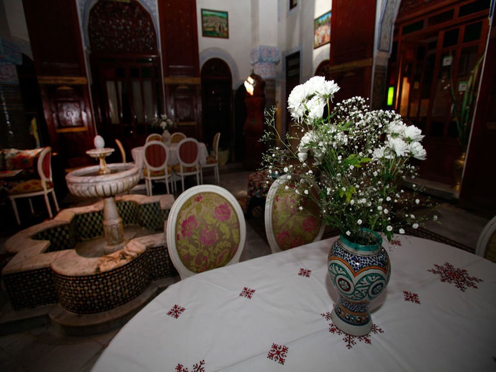 Palais Al Firdaous 46/50