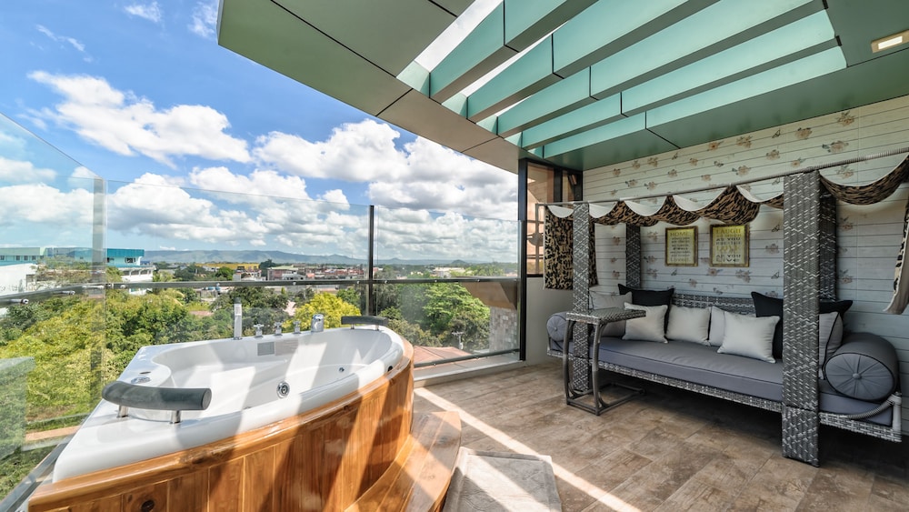 Sweet Home Boutique Hotel 45/72