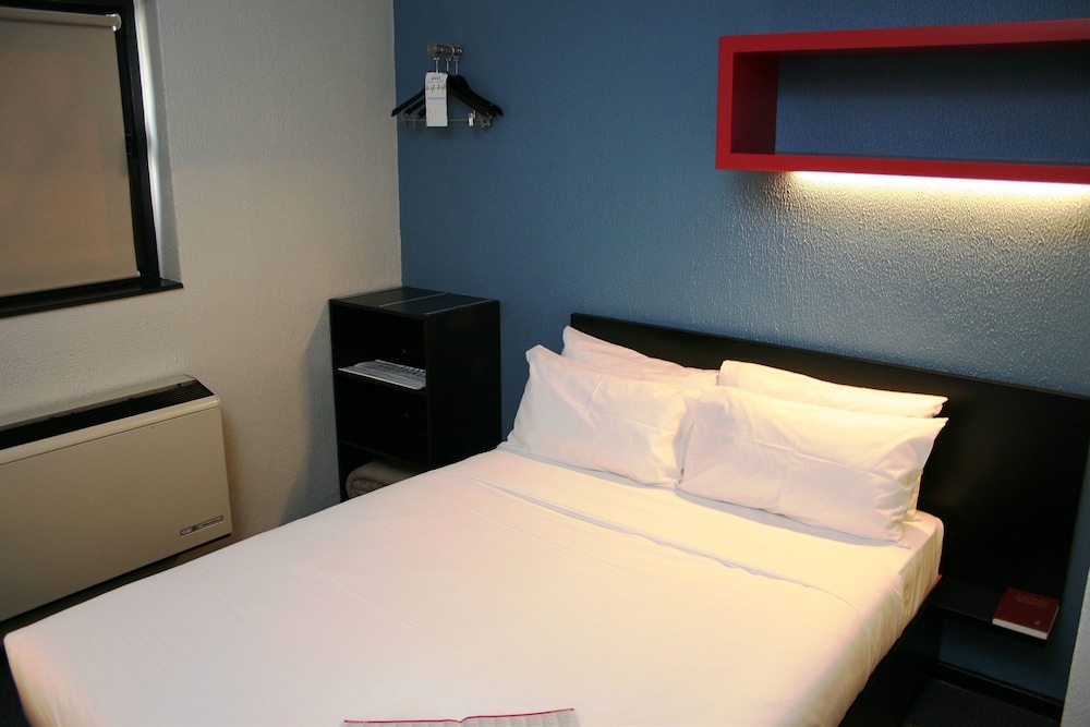 Morning Star Express Hotel 9/24