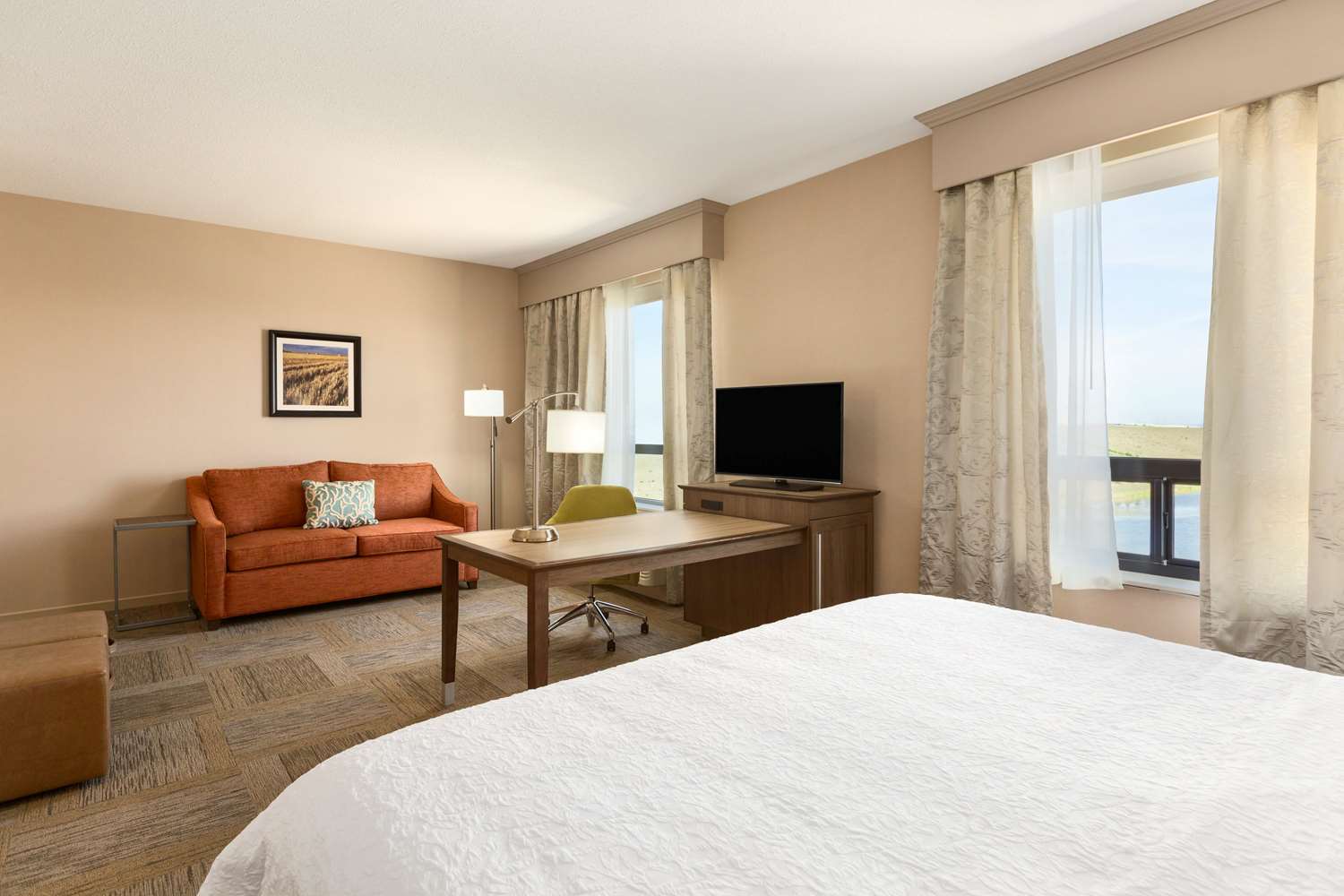 Studio, Suite, King Bed, Water View