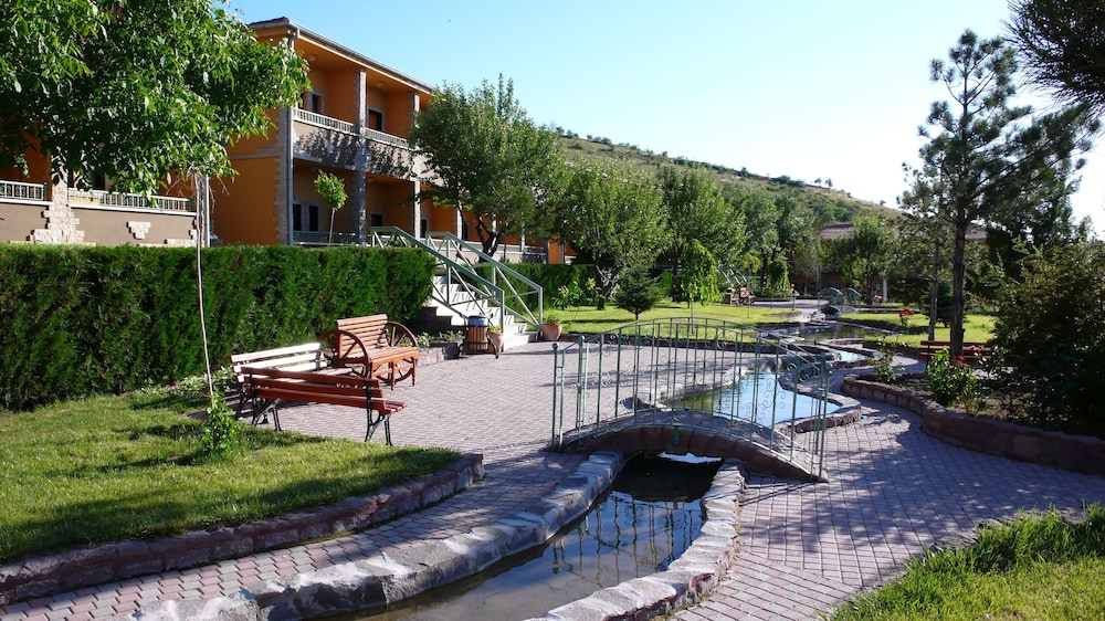 Monark Hotel Cappadocia 36/38