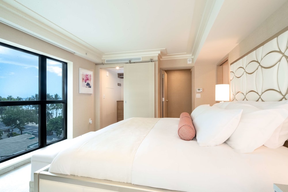 Espacio The Jewel Of Waikiki 20/64