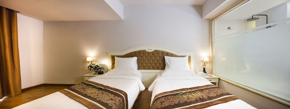 غرفة ديلوكس بسرير كوين بإطلالة على المدينة، Isena Nha Trang Hotel 10/10