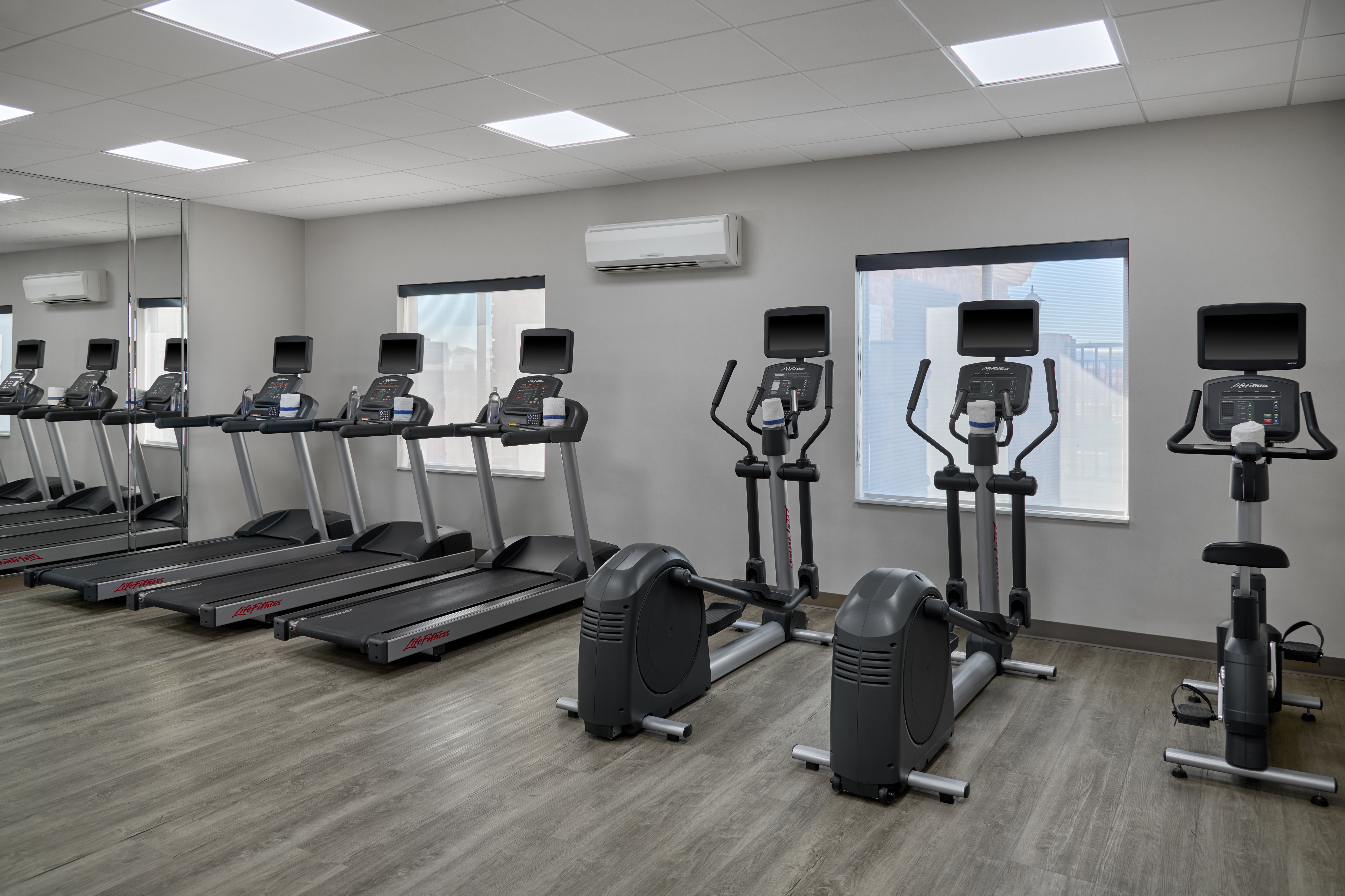 Holiday Inn Express Hotel And Suites Odessa 26/47