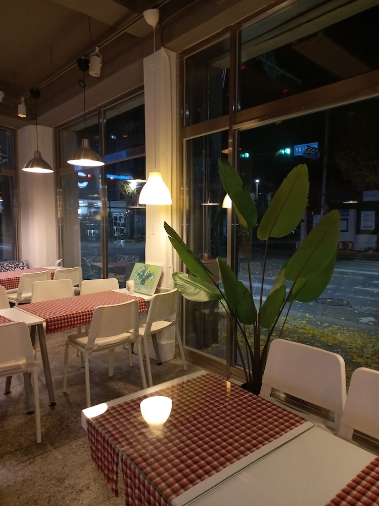 Pohang Youngildae Guesthouse - Hostel 49/50