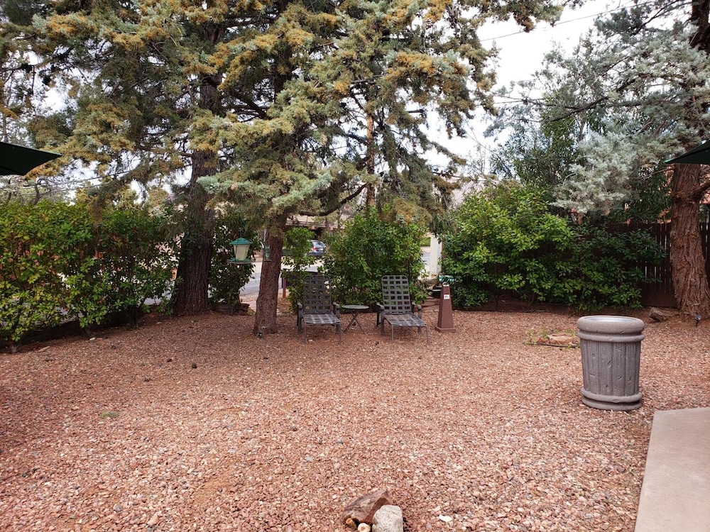 Baby Quail Inn 60/68