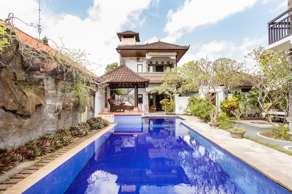 Rumah Akira Seminyak 18/23