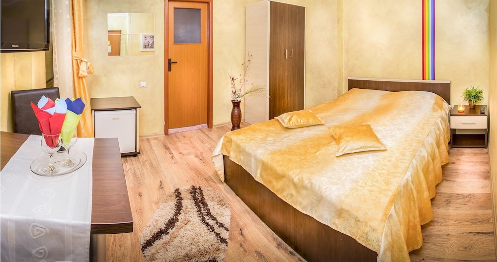 Hotel Eos Bucharest 7/32