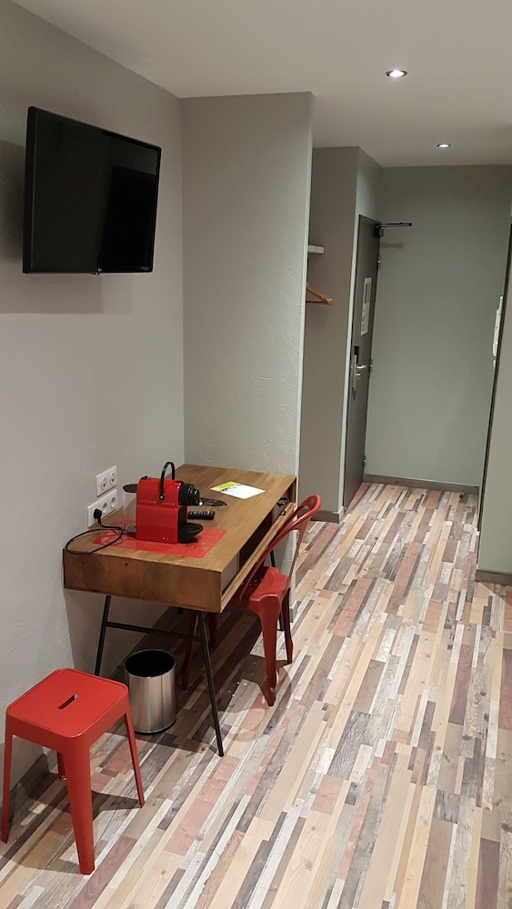 Logis Hotel Yseria - Historical Center 24/58