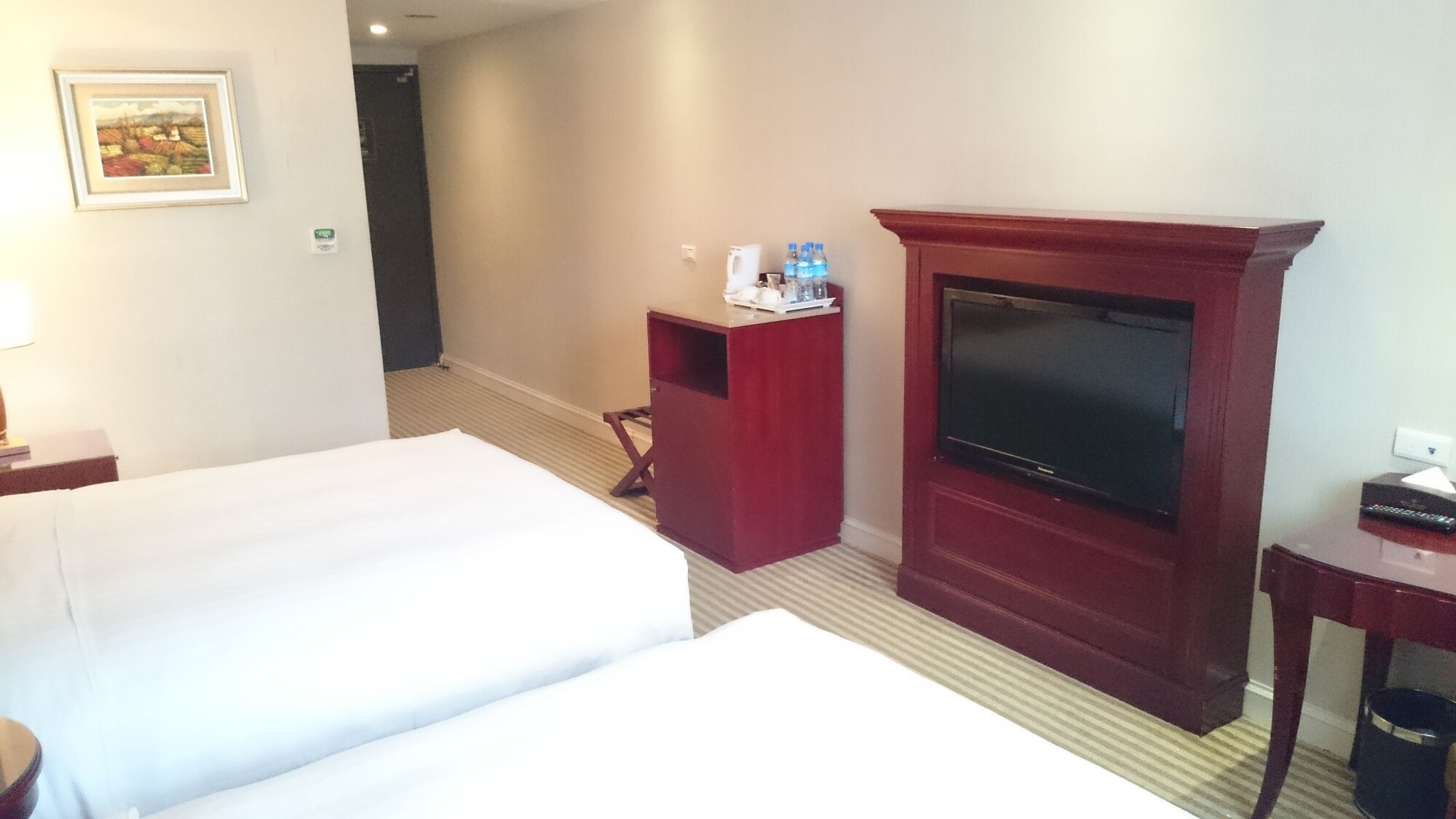 ROOM, QUADRUPLE, 2 DOUBLE BEDS