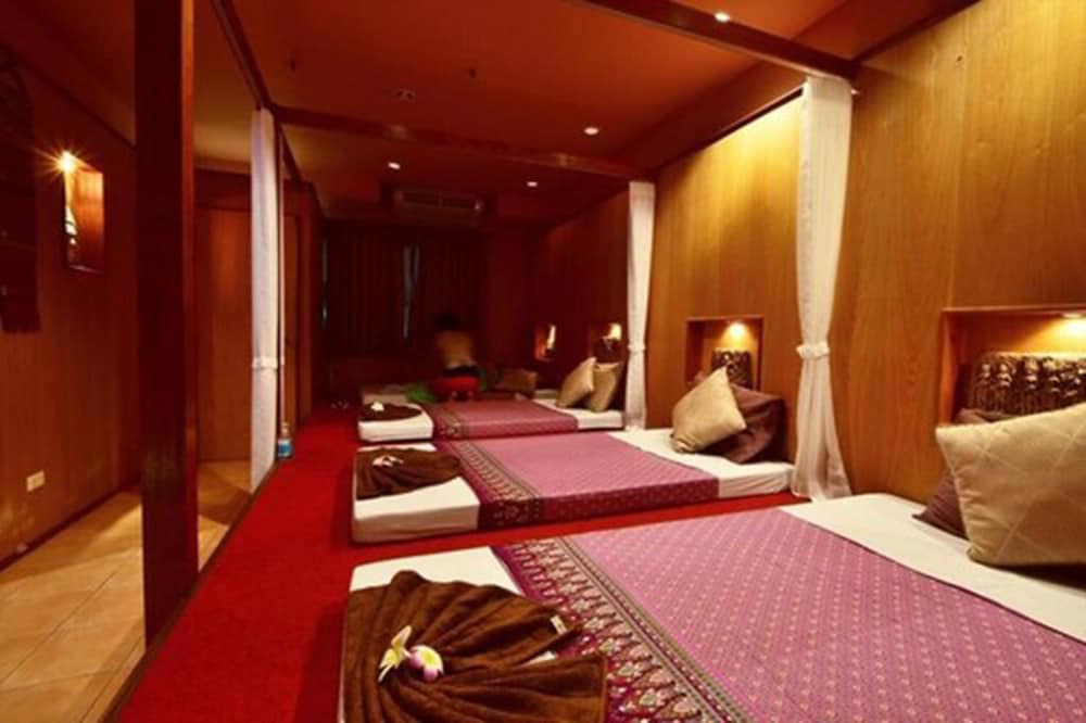 100 Islands Resort Spa 40/66