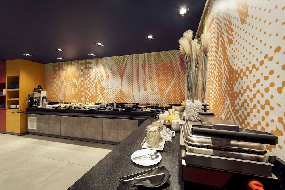 ibis Budget Farroupilha 16/60