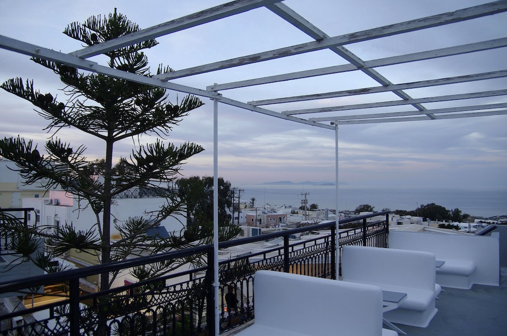 Tataki Hotel 55/72