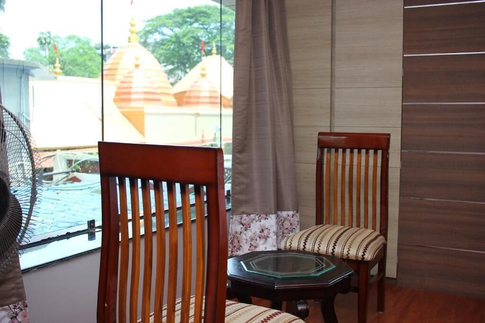 Hotel Shreemoyee Inn 42/48