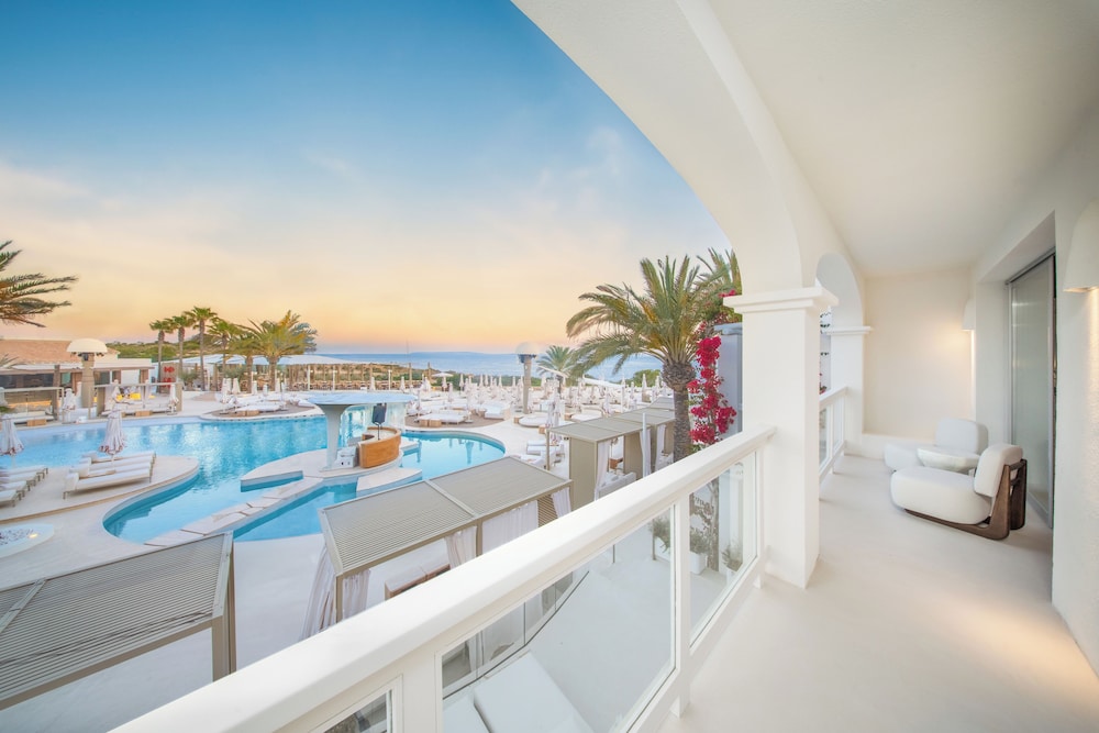 Destino Five Ibiza -5-Star Grand Luxe Resort 19/47