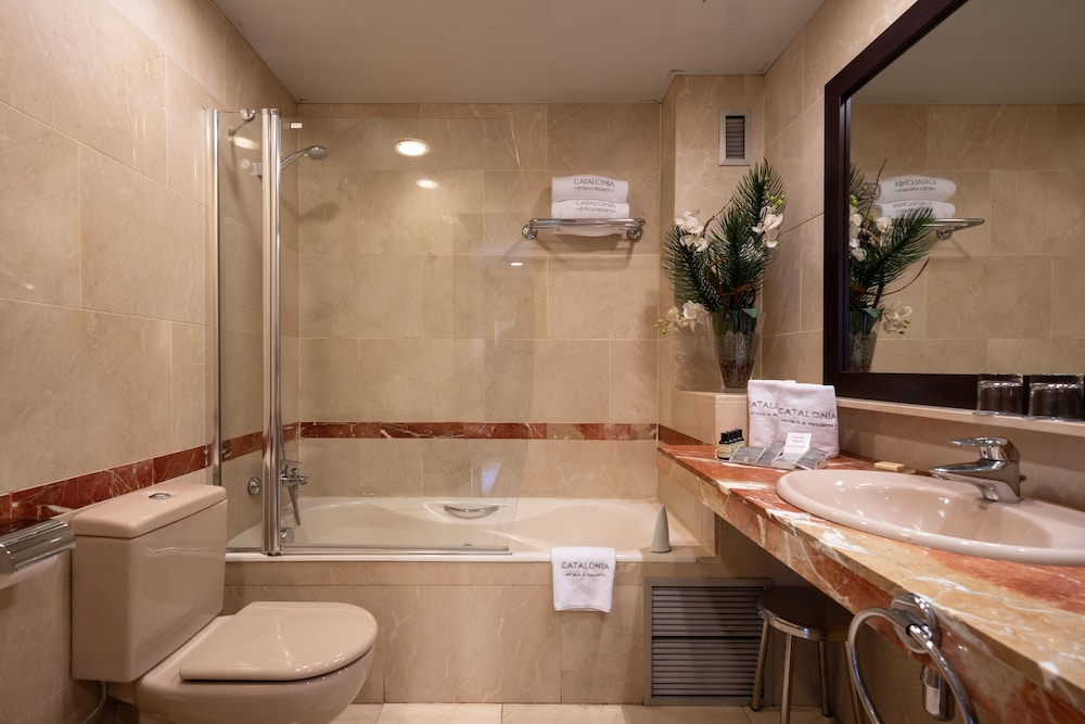 Hotel Catalonia Gracia 74/74