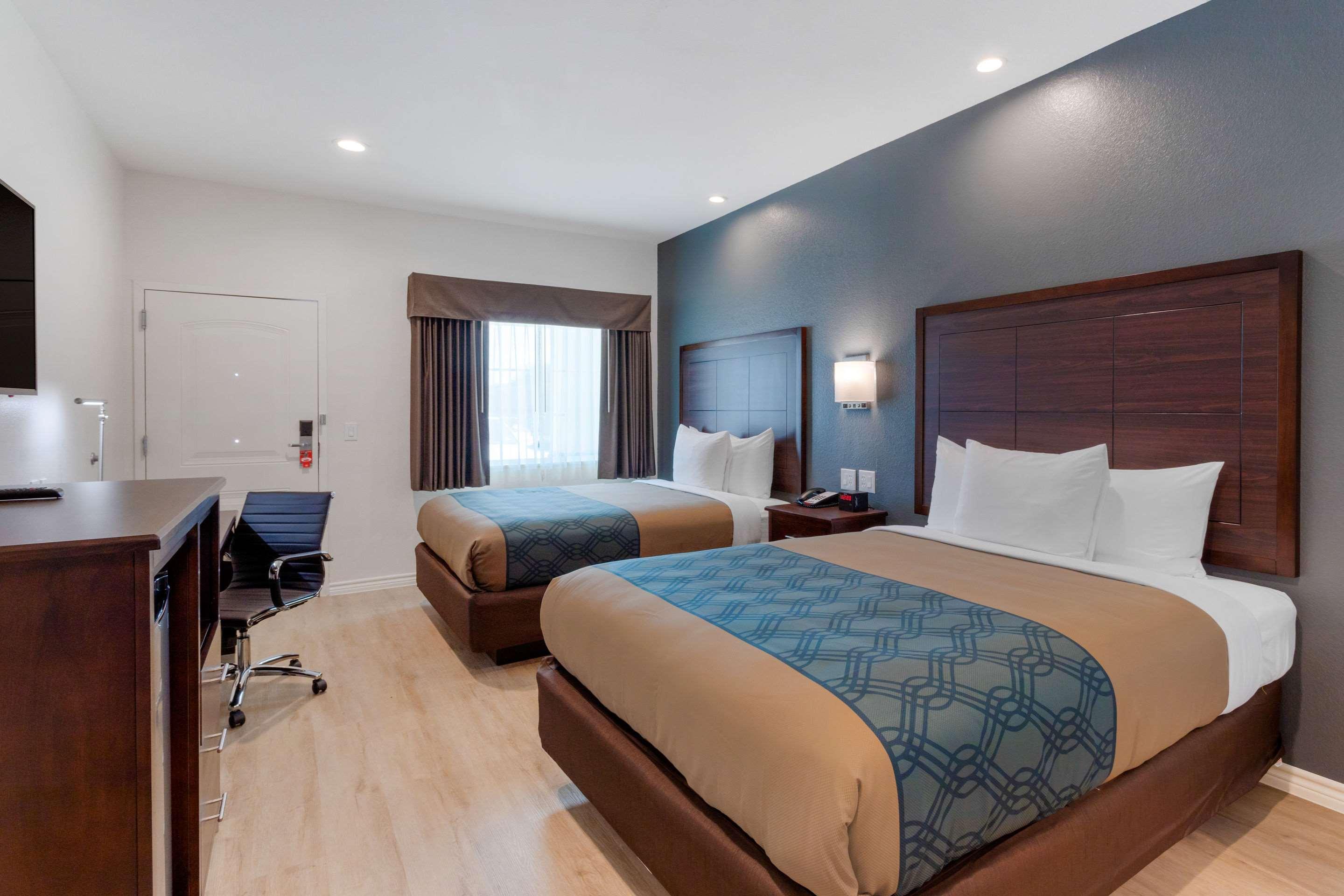 ROOM, 2 QUEEN BEDS, ACCESSIBLE
