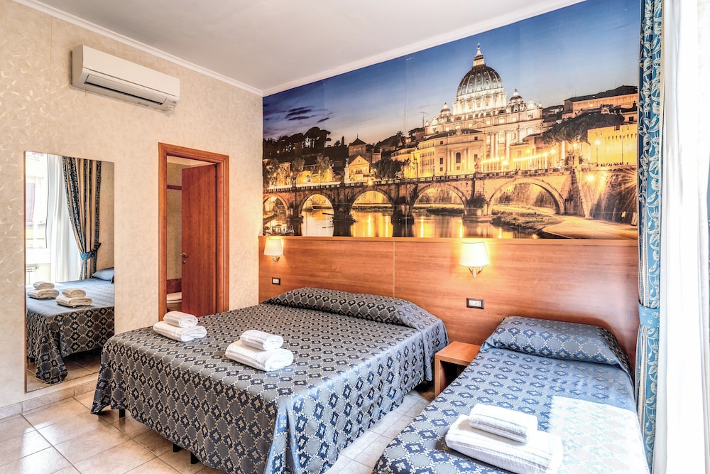 Orlanda Hotel 35/50