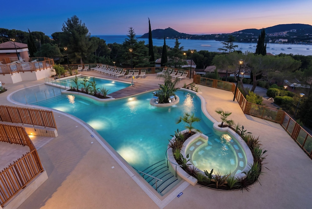 Village Club Les Mas De L'esterel 42/50
