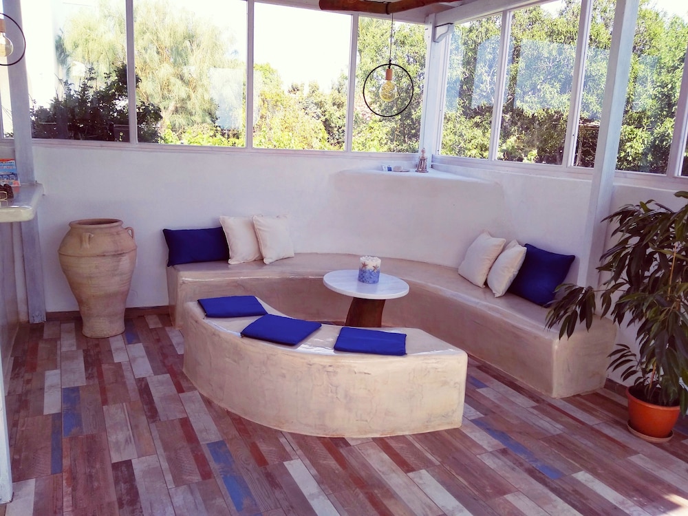 Summerland Holidays Resort 24/50