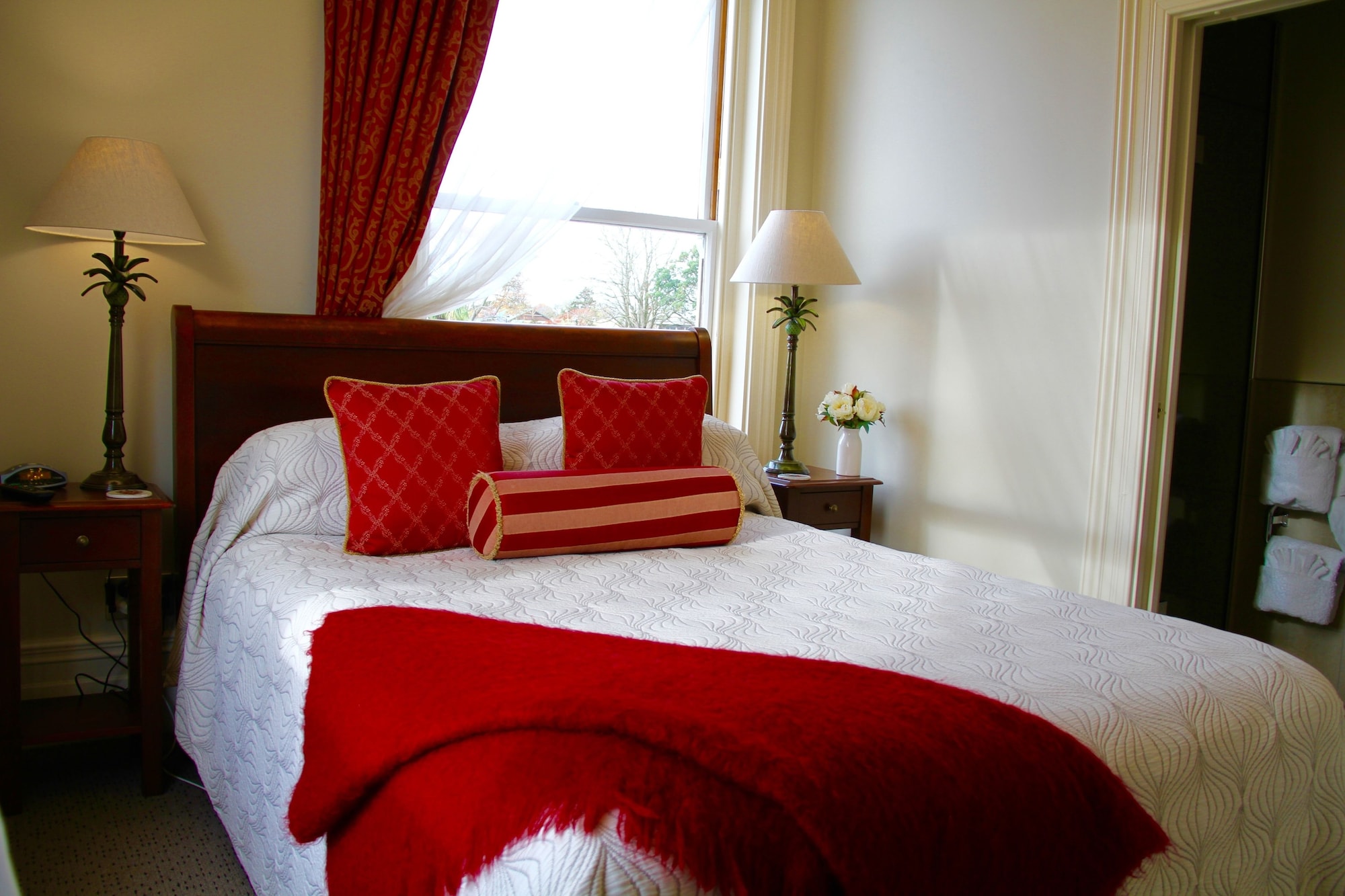1 BEDROOM, EXECUTIVE, SUITE
