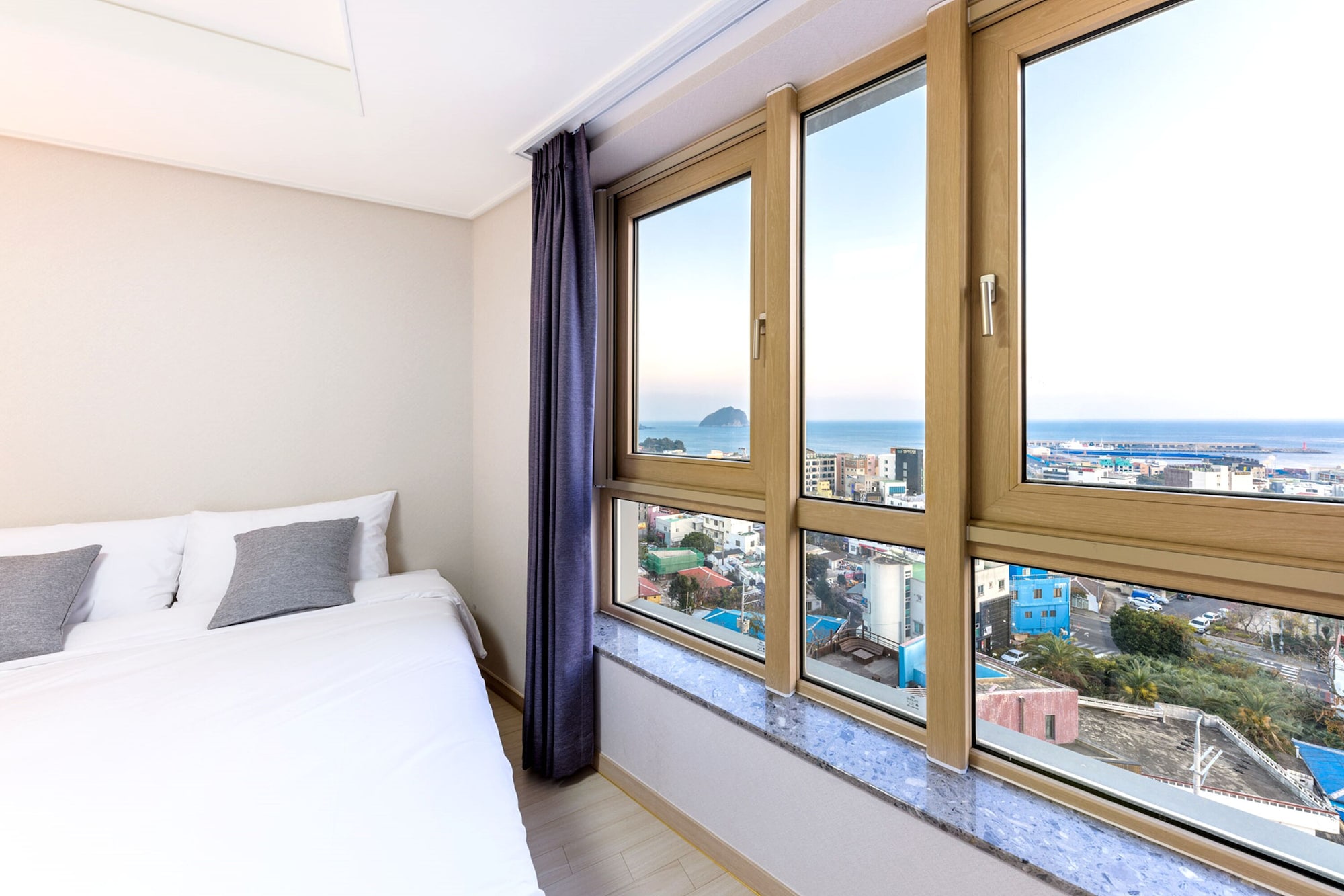 Junior Suite, City View