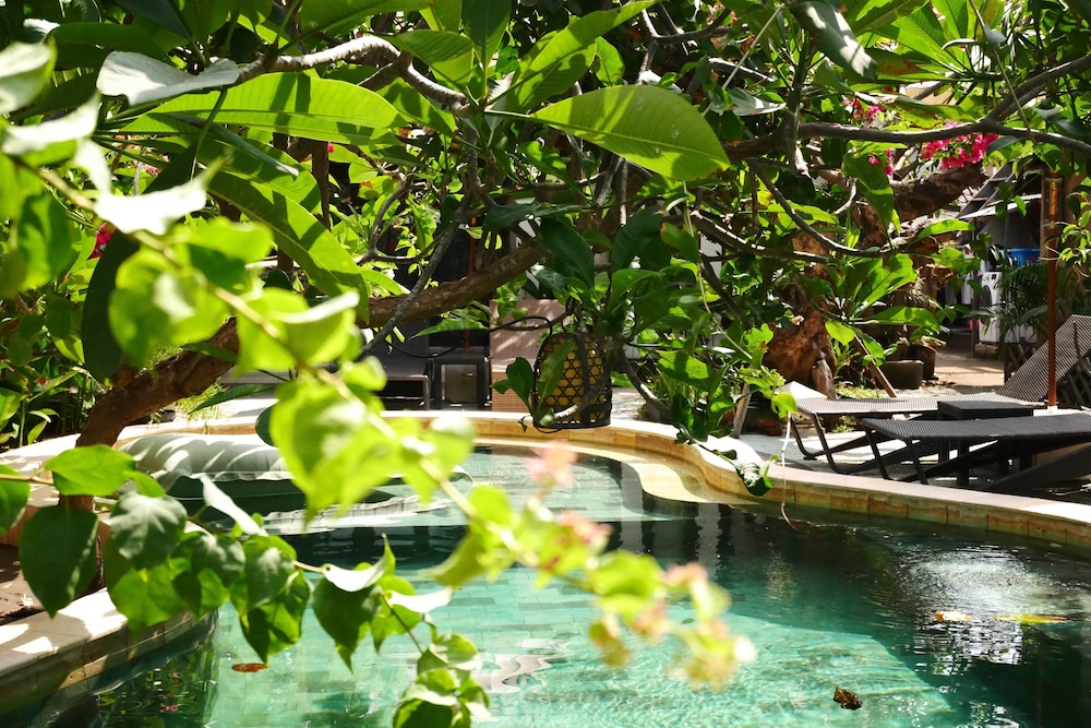Kalua Boutique Bungalows 38/50