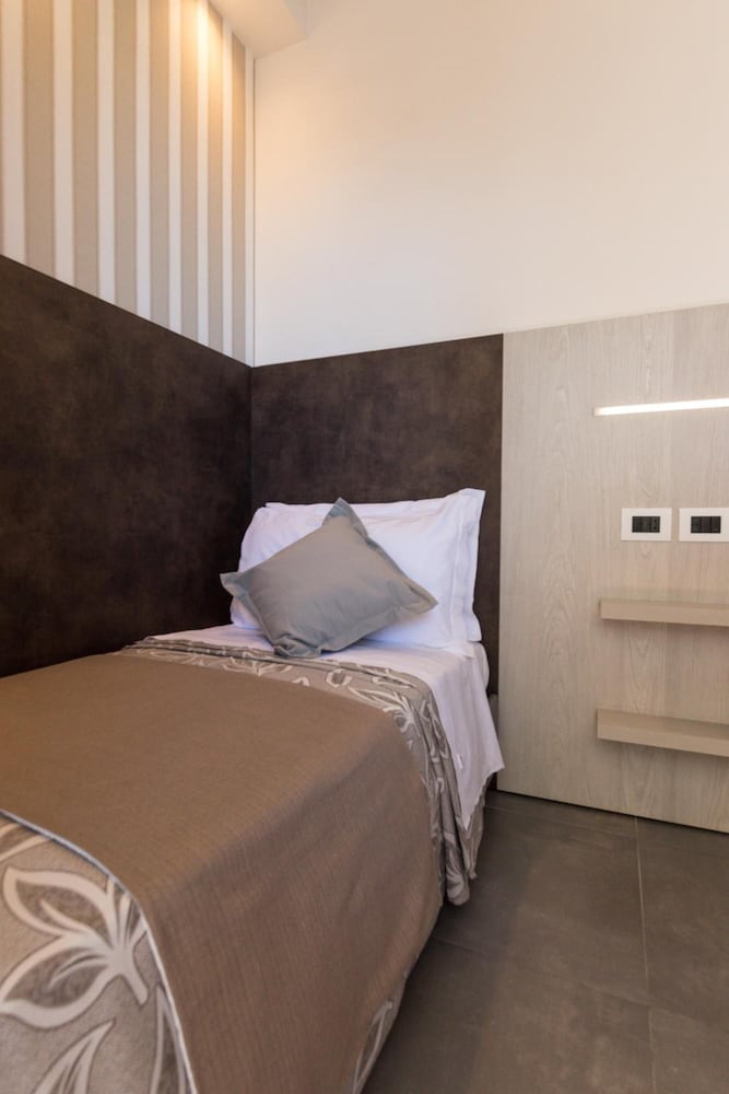 Hotel Cavour 17/30