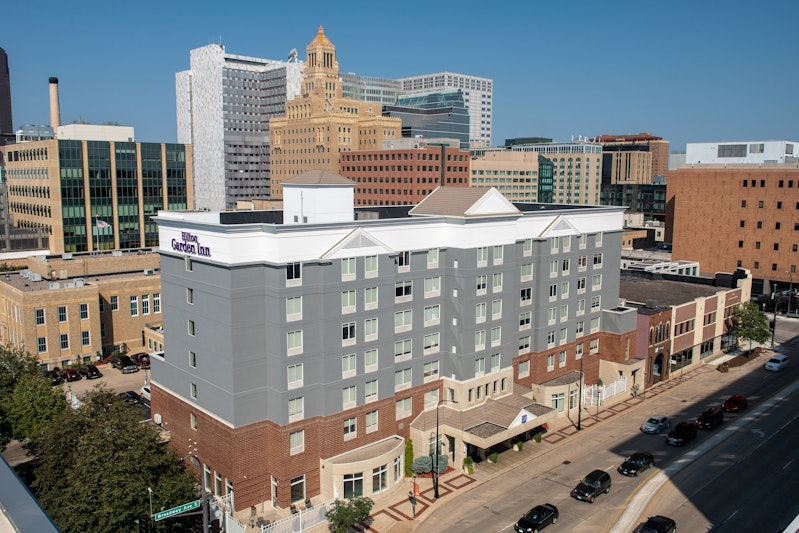 Hilton Garden Inn Rochester Downtown MN 2/40