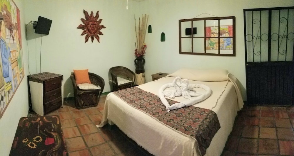 Cabo Inn Hotel 26/61