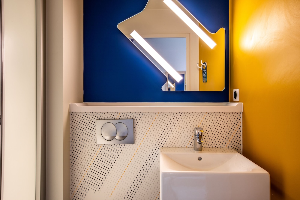 Ibis Budget Paris Gennevilliers 18/61