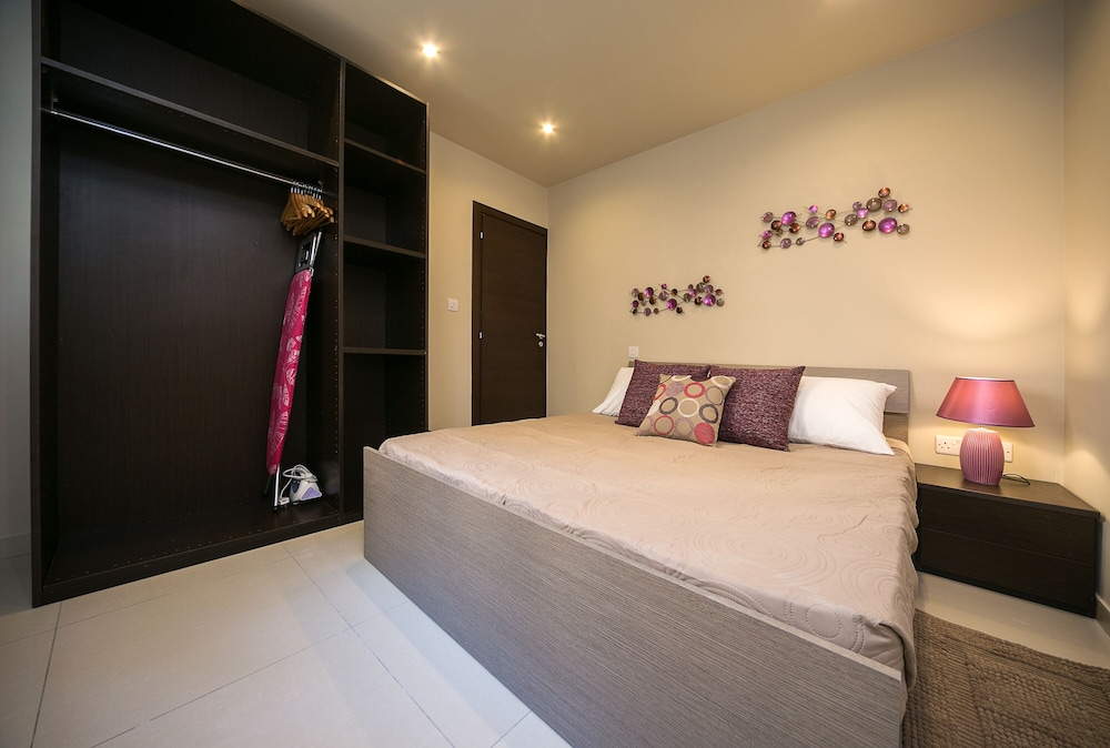 Instyle Aparthotel 6/49