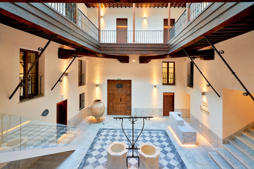 Tandem Torres de Cadiz Suites 26/50