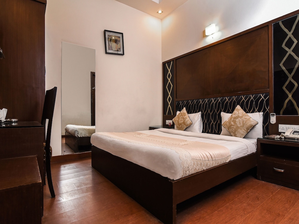 Haris Court Gurgaon 16/50