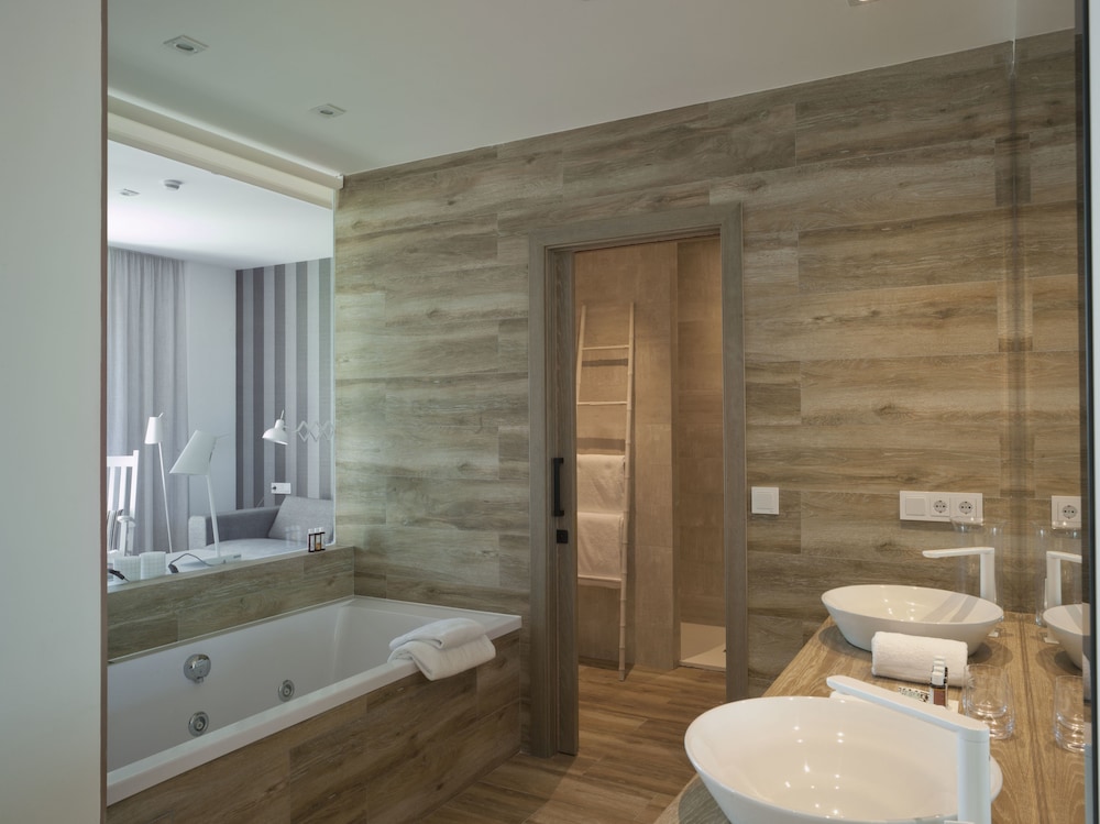 Hotel Boutique Balandret 27/72