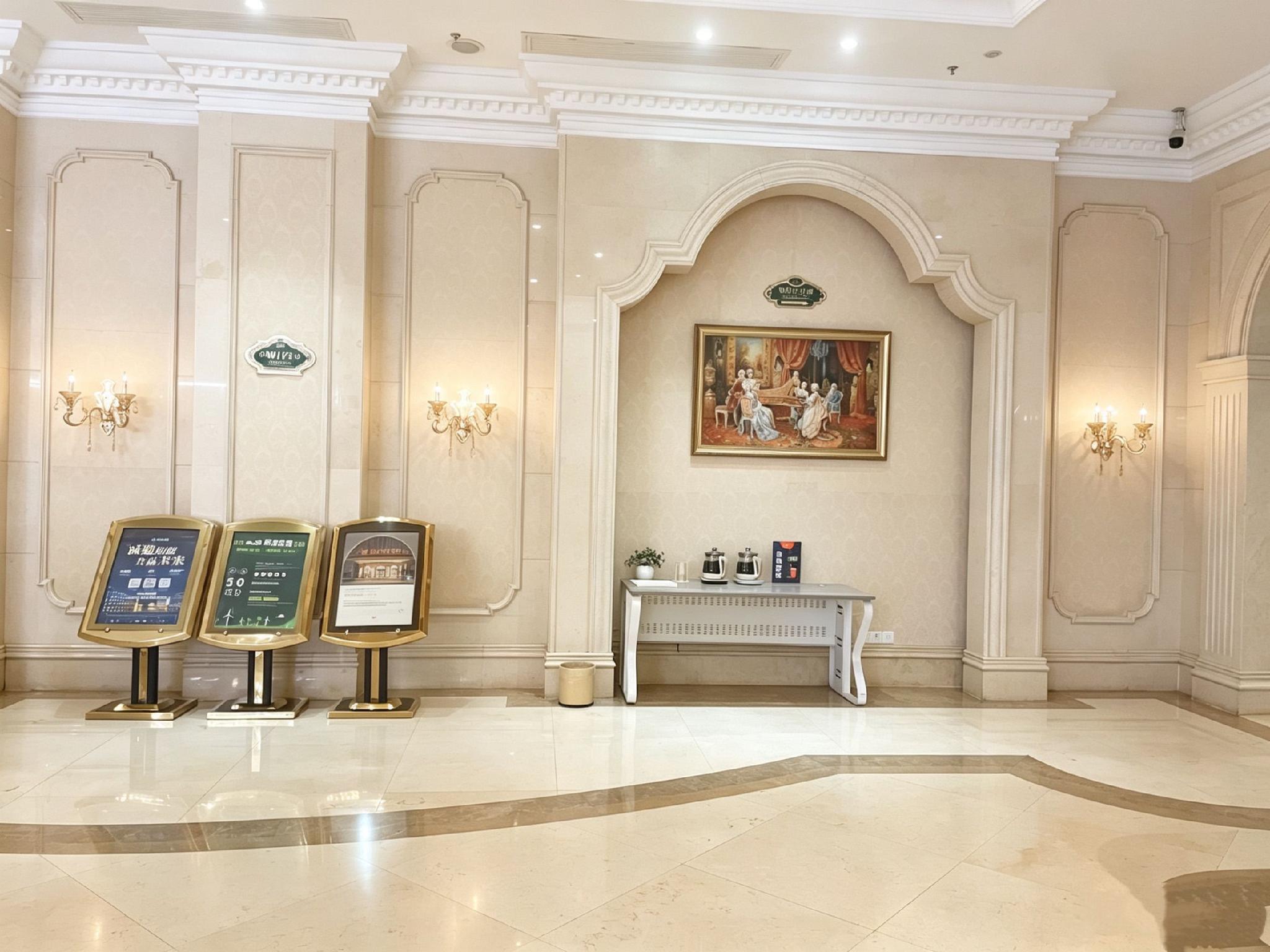 Vienna Hotel (Huizhou Yanda Avenue) 14/44