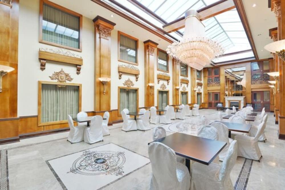 restaurant-cafeteria