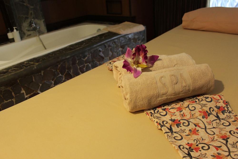 GRAN SENYIUR HOTEL 16/38