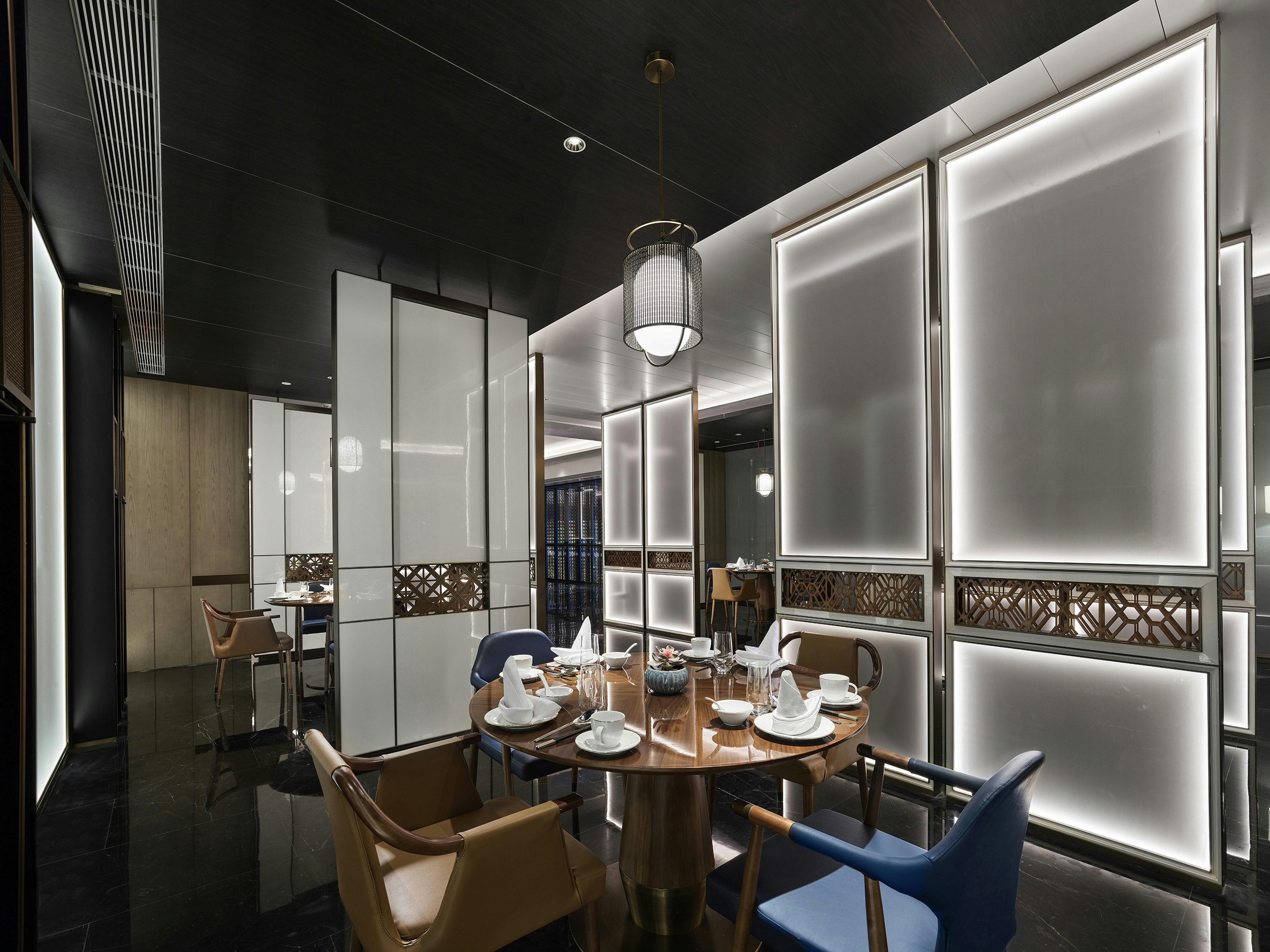 Hilton Jiaxing 15/28