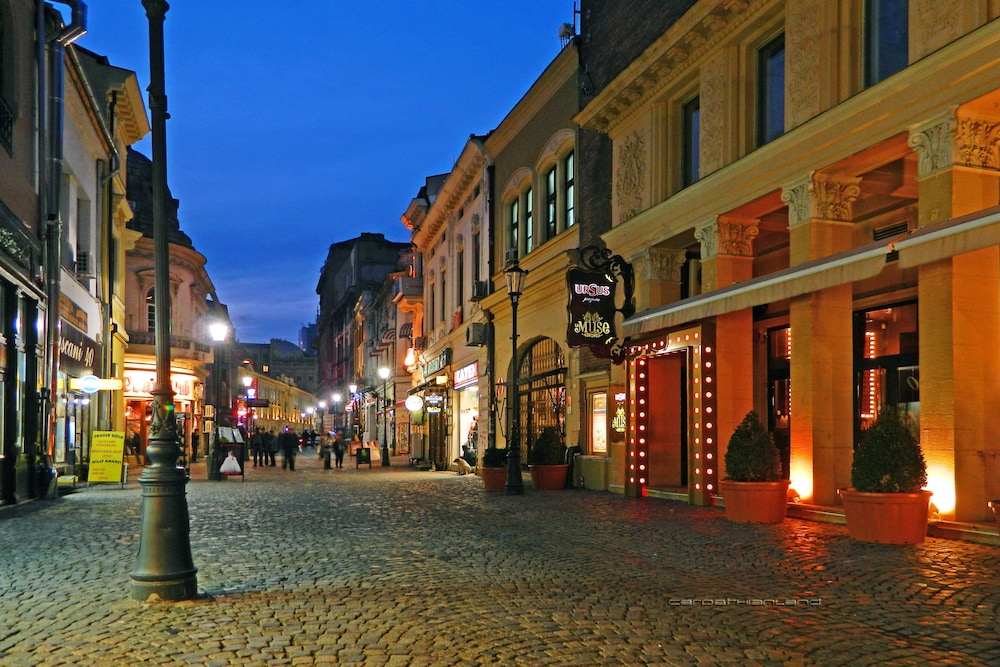 Hotel Caro 46/55