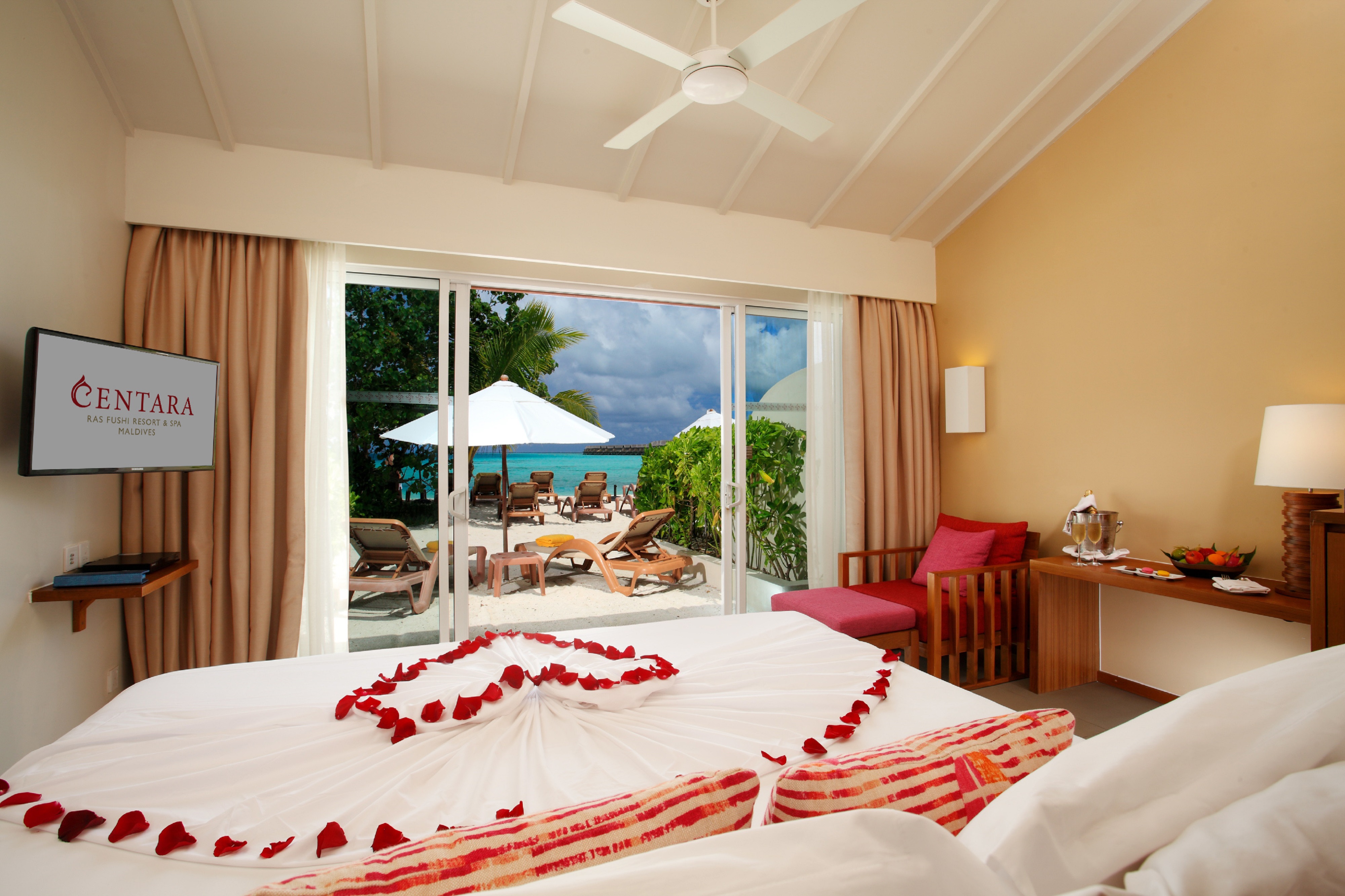 Beach Villa, Lagoon View, Hot Tub