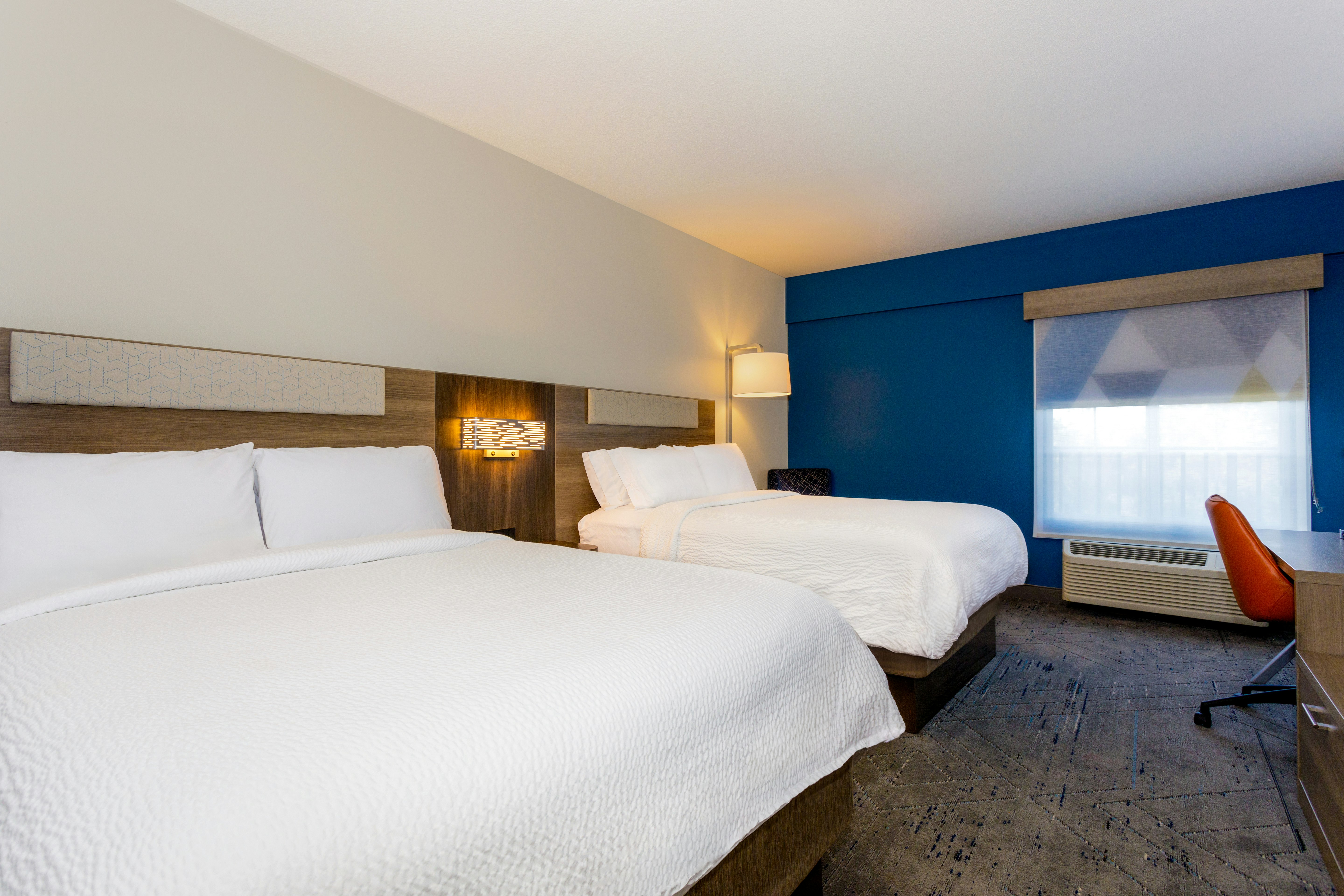 غرفة بسريرين كوين، Holiday Inn Express Tampa N I-75 - University Area by IHG 2/3