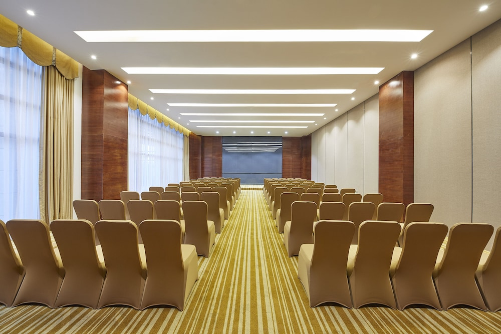 FOUR POINTS BY SHERATON DANZHOU 41/43