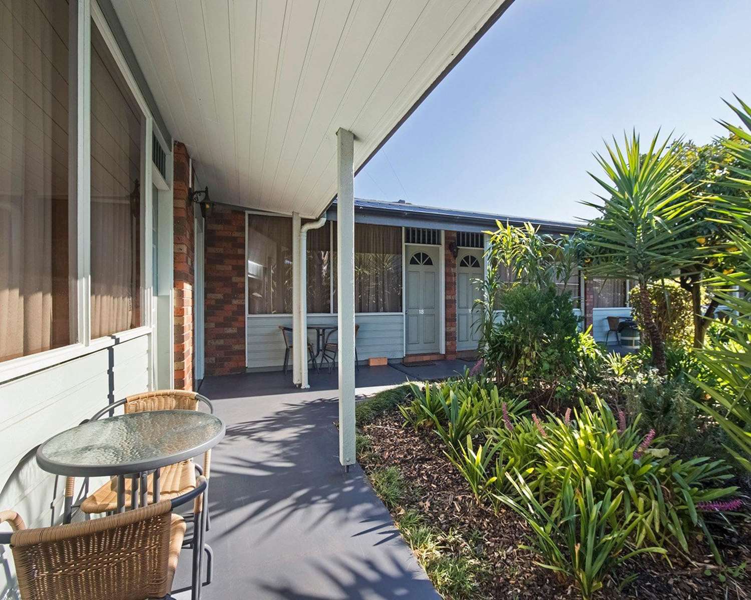 Cedar Lodge Motel Morwell 8/9