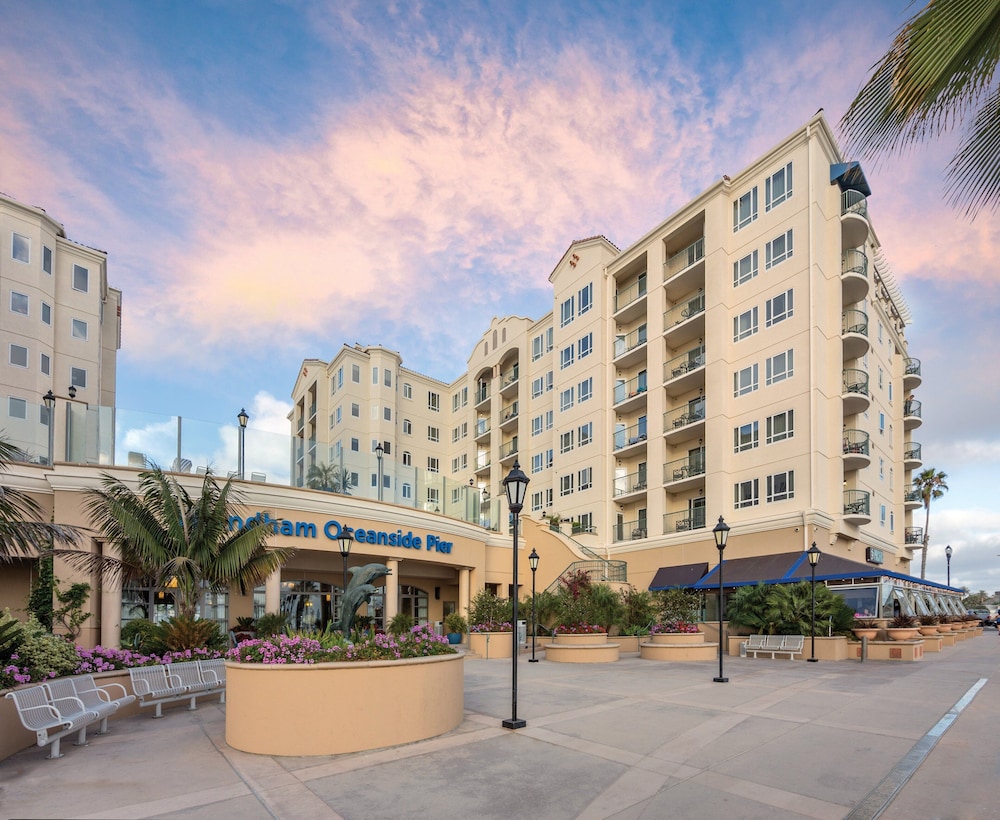 Club Wyndham Oceanside Pier Resort 8/39