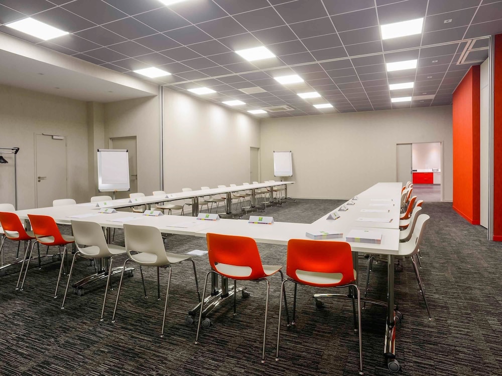 Ibis Styles Poitiers Centre 36/49